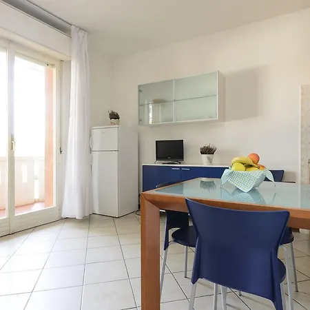아파트 In Lignano 21600